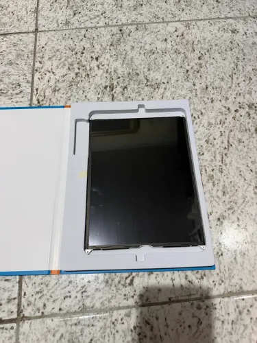 Display    IPAD 9