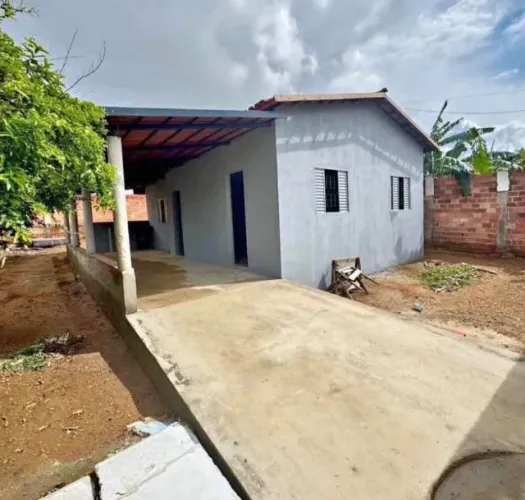 VENDE - SE IMÓVEL 