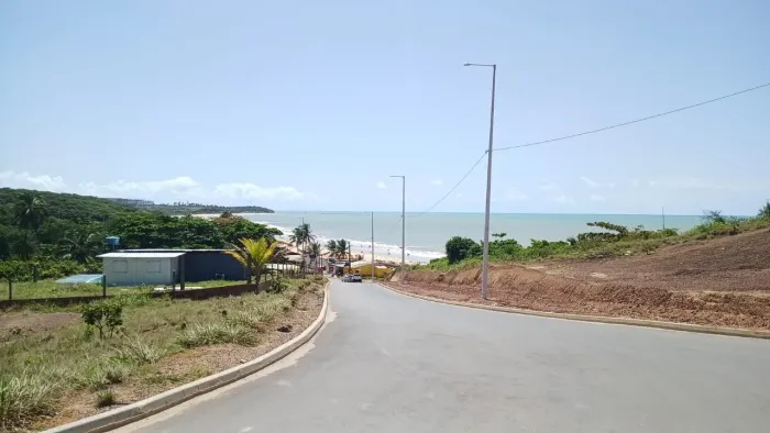 Terreno em Rua asfaltada praia do sol