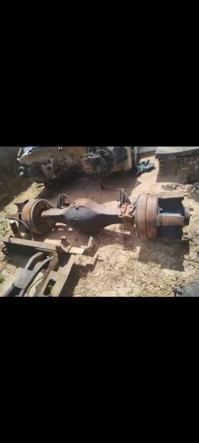 Vende-se essa carcaça do diferencial tinkão reduzido.