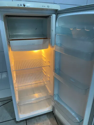 Geladeira Electrolux