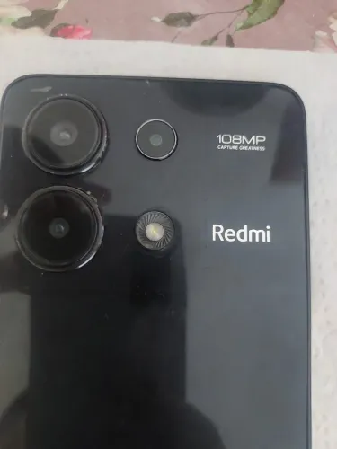 Celular usado em ótimo estado.