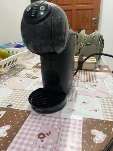 Cafeteira Arno Dolce Gusto