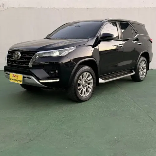 Toyota Hilux SW4 SRX 4X4 2.8 TDI 16V Dies. Aut. 2021