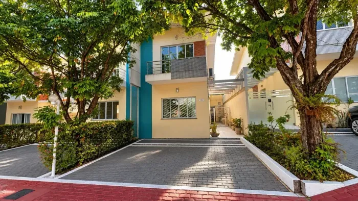 VILLAGIO DI GIULIA - DOM PEDRO - 690.000
