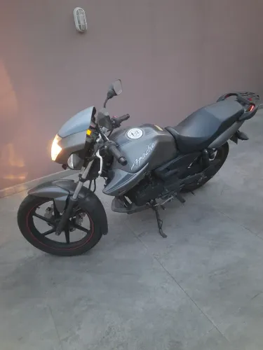DAFRA APACHE 150CC