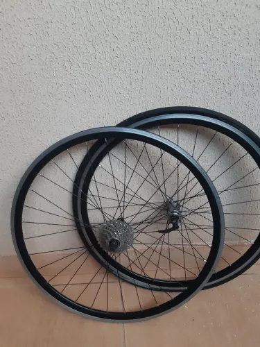 Par de Rodas Speed Caloi Shimano + peças para Montain Bike