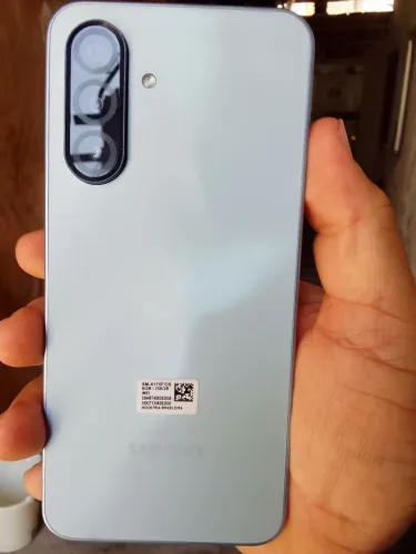 Samsung A17 256 GB e 8 de Ram