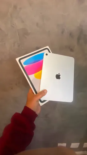iPad 11 128GB - Garantia Apple até Fev 2027