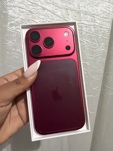 Vendo iPhone 17 pro edição limitada