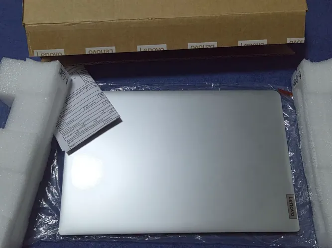 Notebook Lenovo, Intel Core i3-1315U, 8GB, 256GB - Garantia e nota fiscal