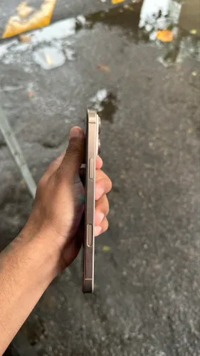 Vendo IPhone 16 Pro Max