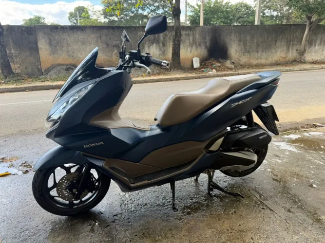 Vendo PCX 7.500km único dono 