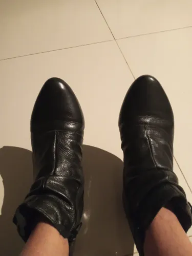 Bota de couro legítimo