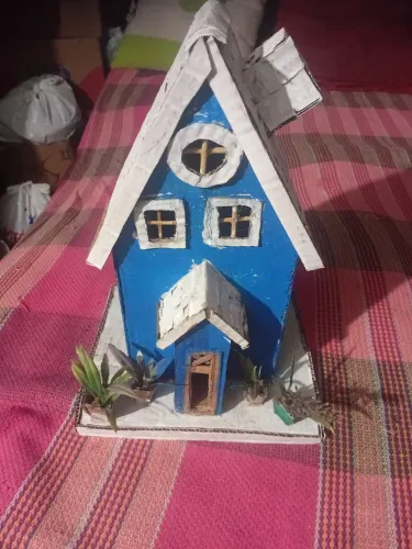 Casinha artesanal de led decorativa*nova*!