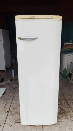 Geladeira Electrolux