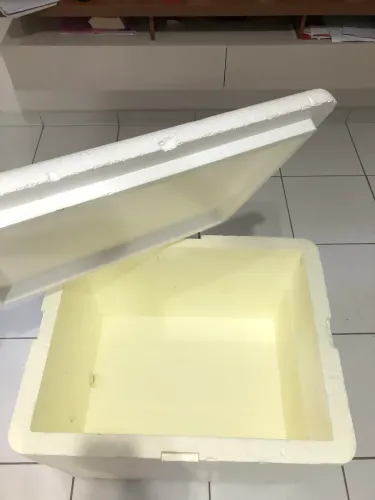 Caixa de Isopor 200 litros (Ótimo estado!)