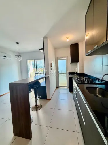 Apartamento disponível para locação com 02 dormitórios sendo 01 suíte no bairro Areias - S