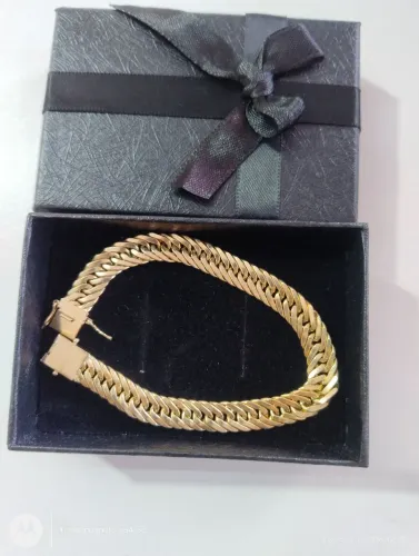 Pulseira ouro 18k nova 21 centímetros 9 milímetros. 21.30 gramas faço 380,00 a grama