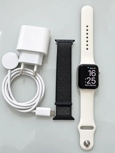 Apple Watch SE 40 mm