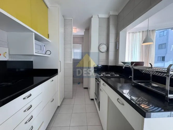 Apartamento Mobiliado com 2 Dormitórios para Locação Anual na Quadra Mar de Balneário Camb