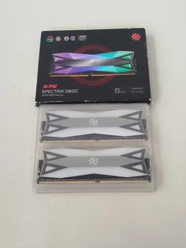 Memórias DDR4 XPG SPECTRIX D60G 16GB
