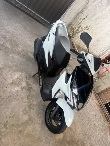 Vendo Moto Honda Elite 2022