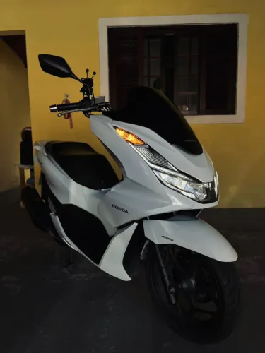PCX 2024