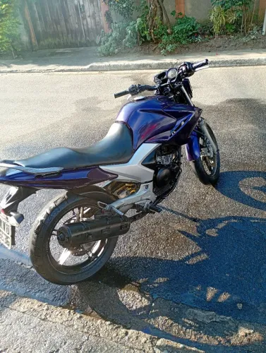 Fazer 250