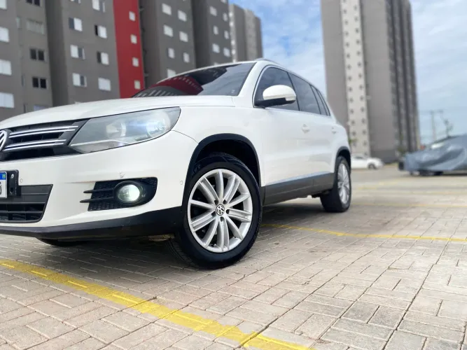 Volkswagen Tiguan 2.0 TSI 16V 200cv Tiptronic 5P 2012