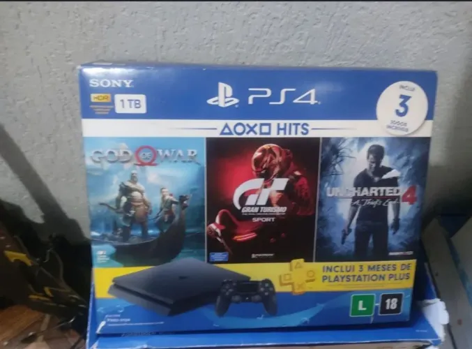 Ps4 slim desbloqueado com 10 mil jogos parcelo até 12 x Passo cartão até 12 x