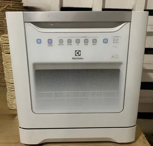 Máquina de Lavar louças Eletrolux 8 serviços