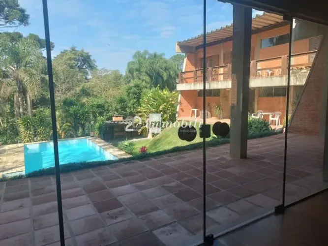 Casa de Alto Padrão Fazendinha 4 Suítes e Piscina por R$ 2.800.000,00 - Granja Viana