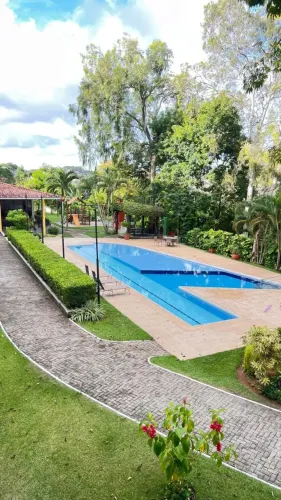 Imóvel para venda tem 200 metros quadrados com 4 quartos em Macaxeira - Recife - PE