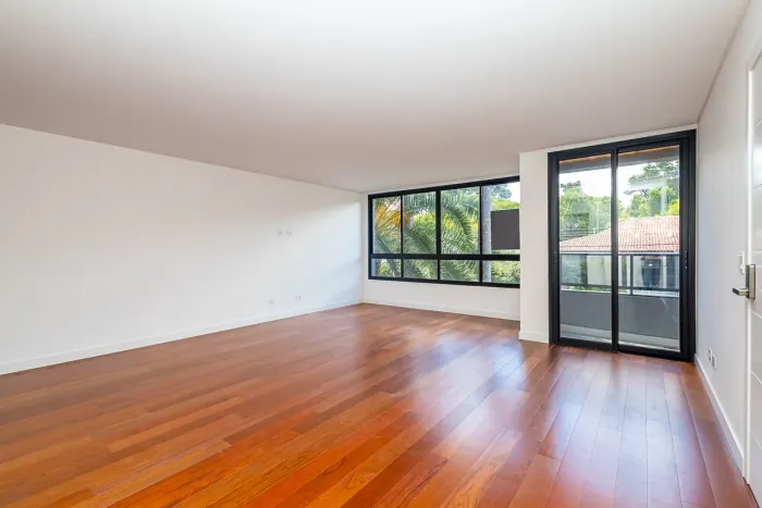3 suítes  3 vagas  142m² privativo - Face Norte - Hugo Lange / Juvevê  Novo