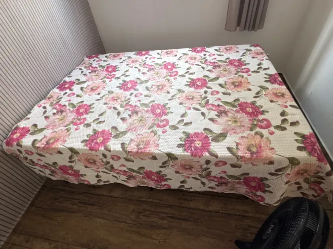 Cama box de casal a venda