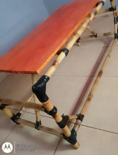 Rack em bambú