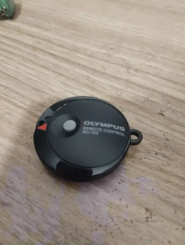 OLYMPUS CONTROLE REMOTO RC-100 COM CAPA ORIGINAL