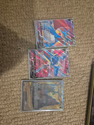 Full arts, vikavolt V, Wo-chien EX, salamence V