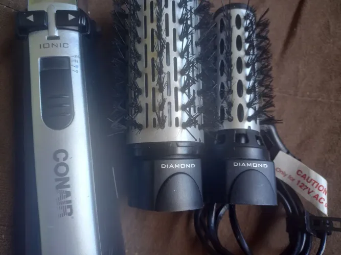 ESCOVA ROTATIVA CONAIR
