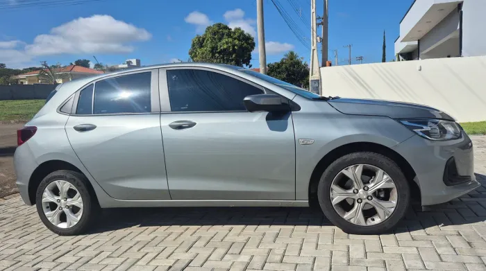 Chevrolet Onix Hatch LTZ 1.0 12V TB Flex Aut. 5P 2025