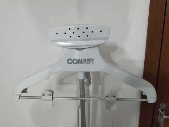 Vaporizador de Roupas Vertical Conair - Ótimo Estado!