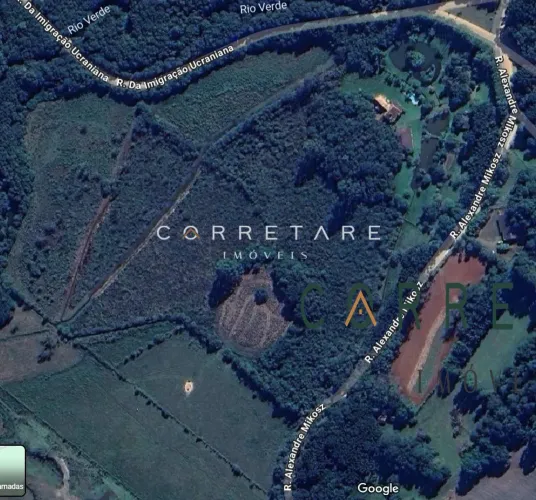 Chácara com 25.000m² em Araucária com 4 casas, piscina, salão de festas...