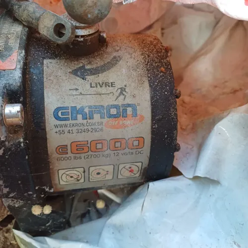 Guincho de 6 ton bem conservado