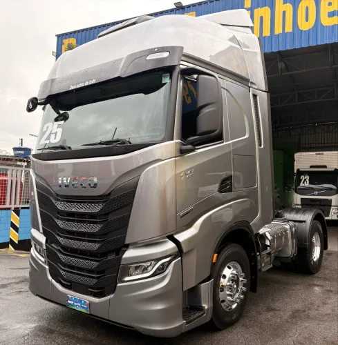 Iveco S-way 480 Mega Cabine 4x2 Ano 2025 Único Dono