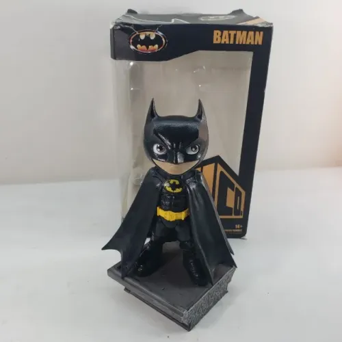 Antigo boneco Iron Studio Batman em ótimo estado