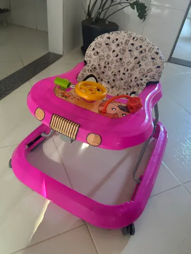 Andador de bebê 