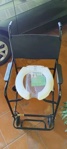 Cadeira de Banho com Rodas e Assento Sanitário