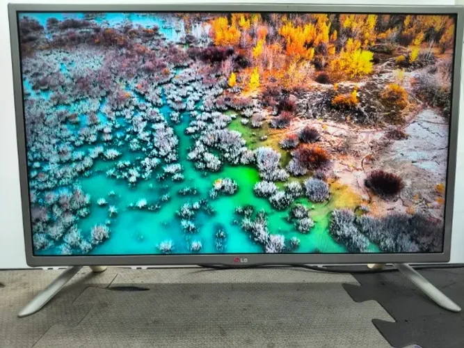 TV 32" SMART LG | Revisada e Testada | Garantia 90 Dias | 4,8 Google
