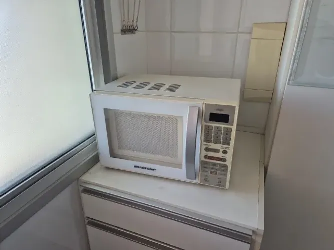 Microondas 20l Brastemp Single. Perfeito estado. 127 V